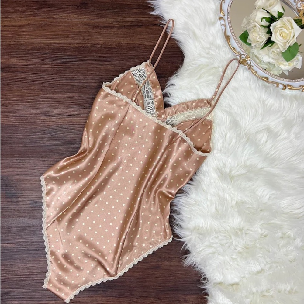 Vintage Valentino teddy size M